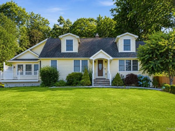 12 Leeside Road , Carmel, NY 10512