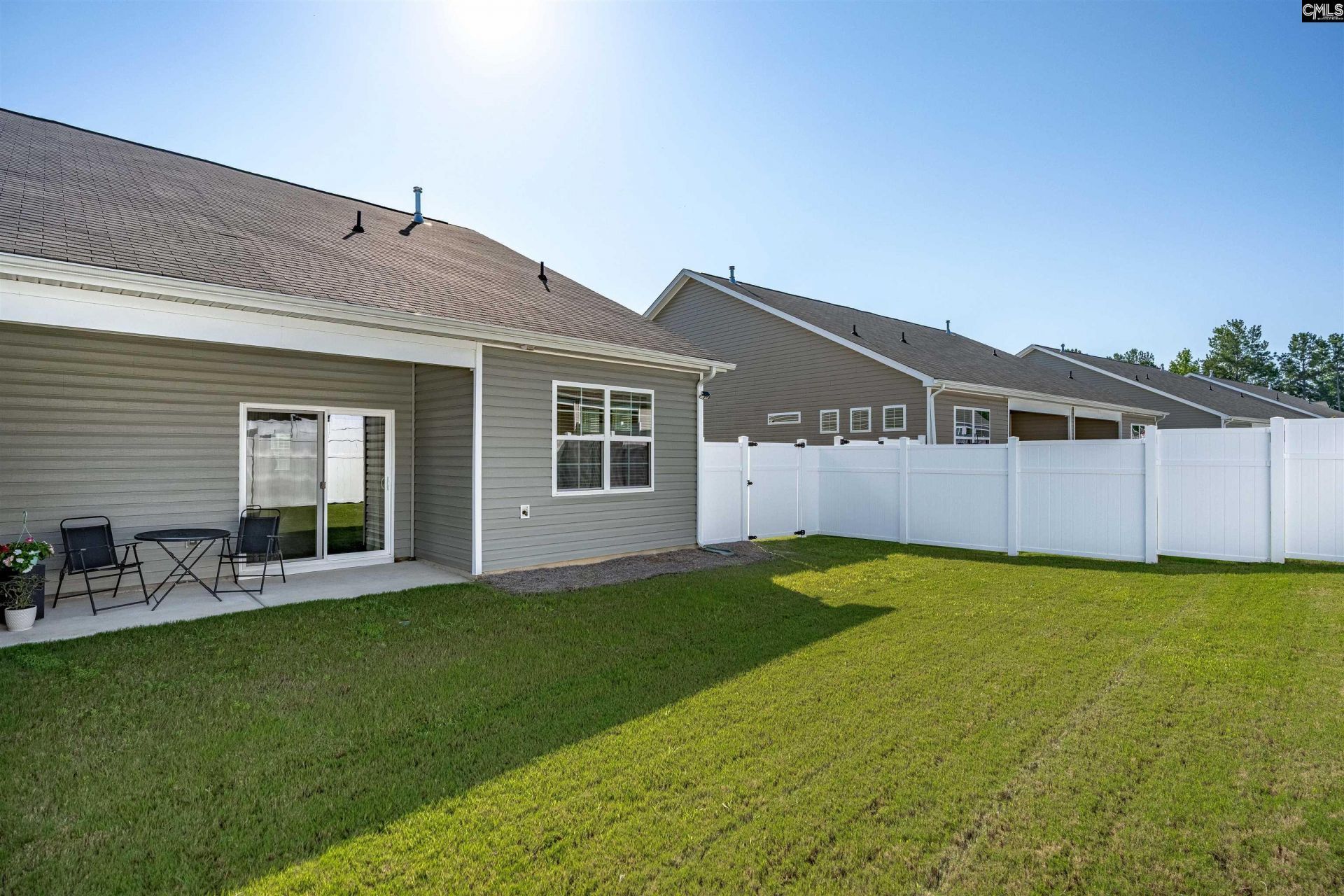 28 Edgebrook Drive  Photo 18