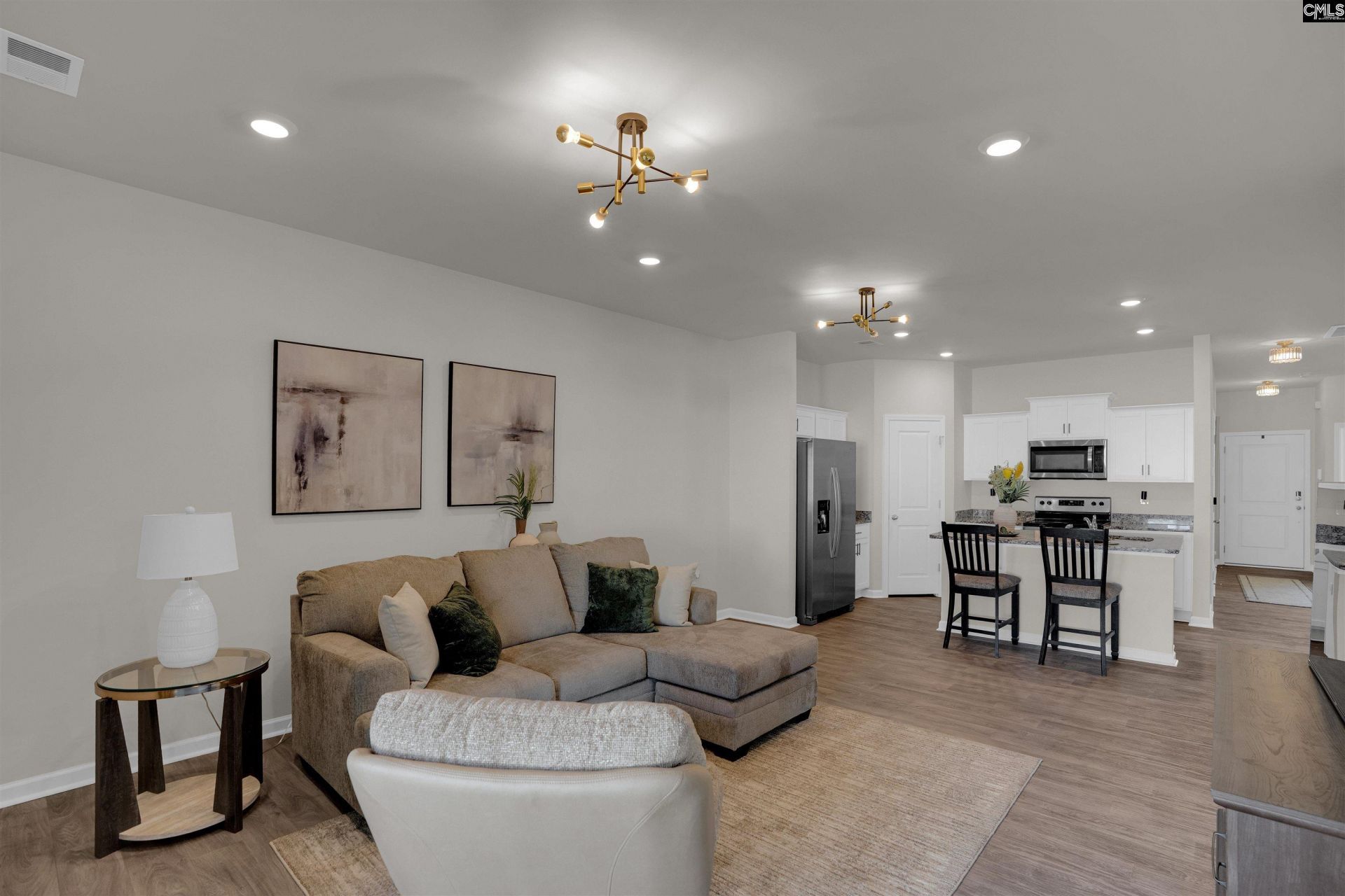 28 Edgebrook Drive  Photo 6
