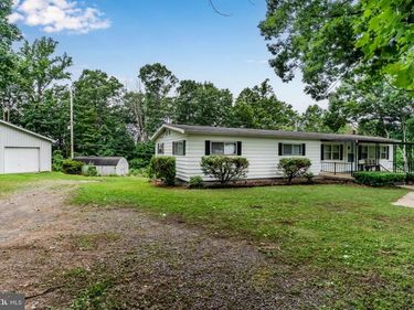 1618 BUCHANAN TRL, MC CONNELLSBURG, PA 17233