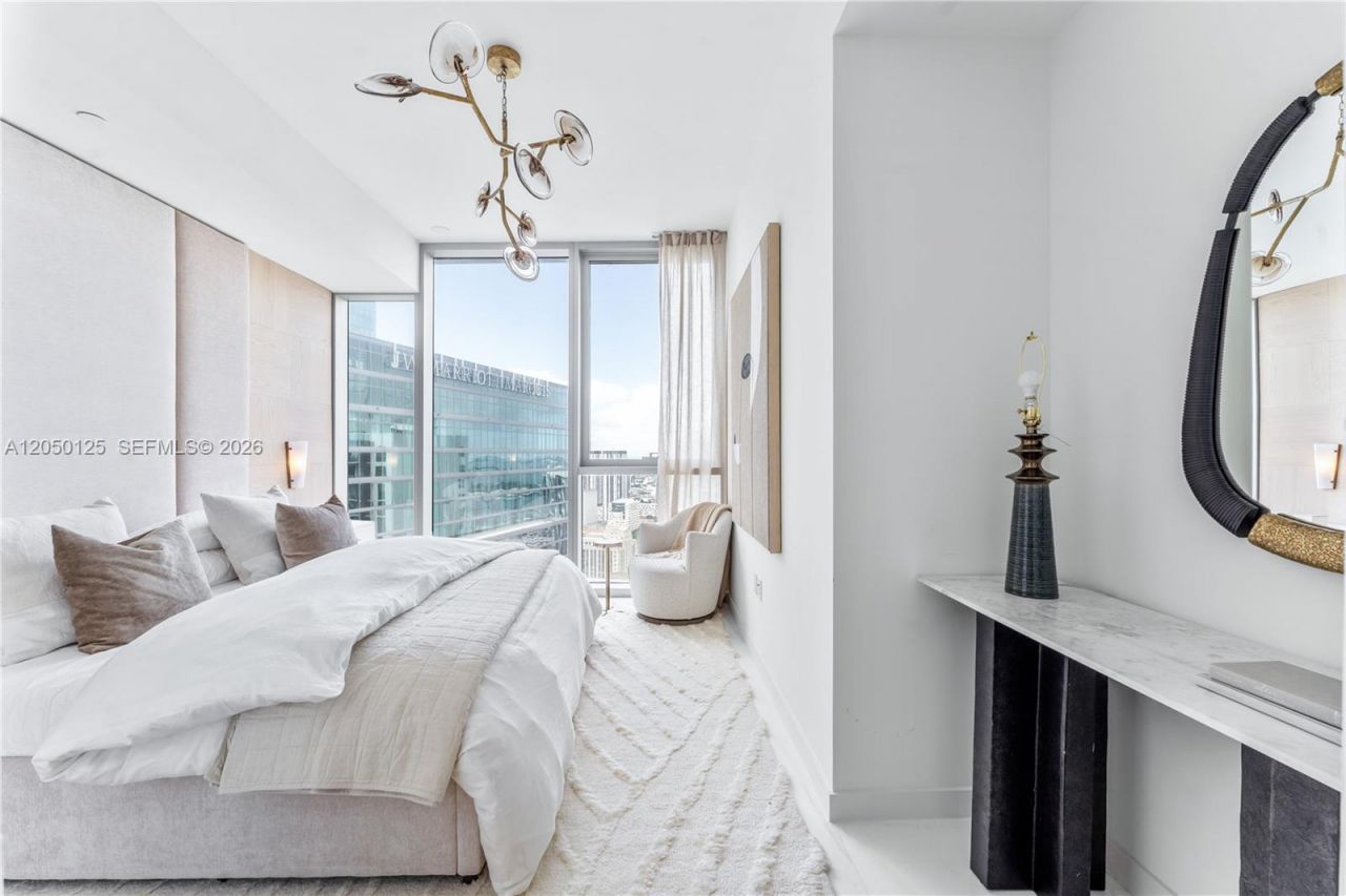 300 Biscayne Blvd Way , Unit 4309, Miami, FL 33131 Photo