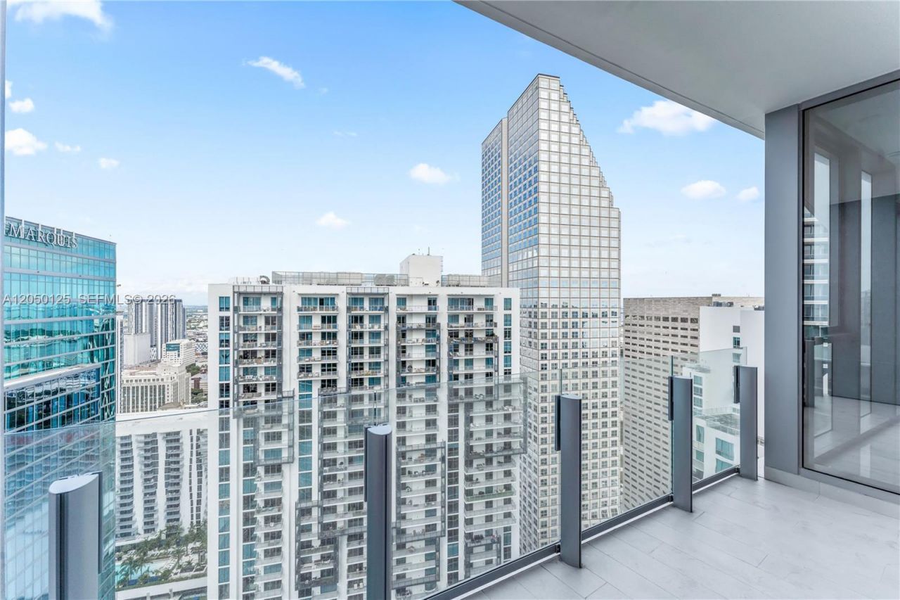 300 Biscayne Blvd Way , Unit 4309, Miami, FL 33131 Photo