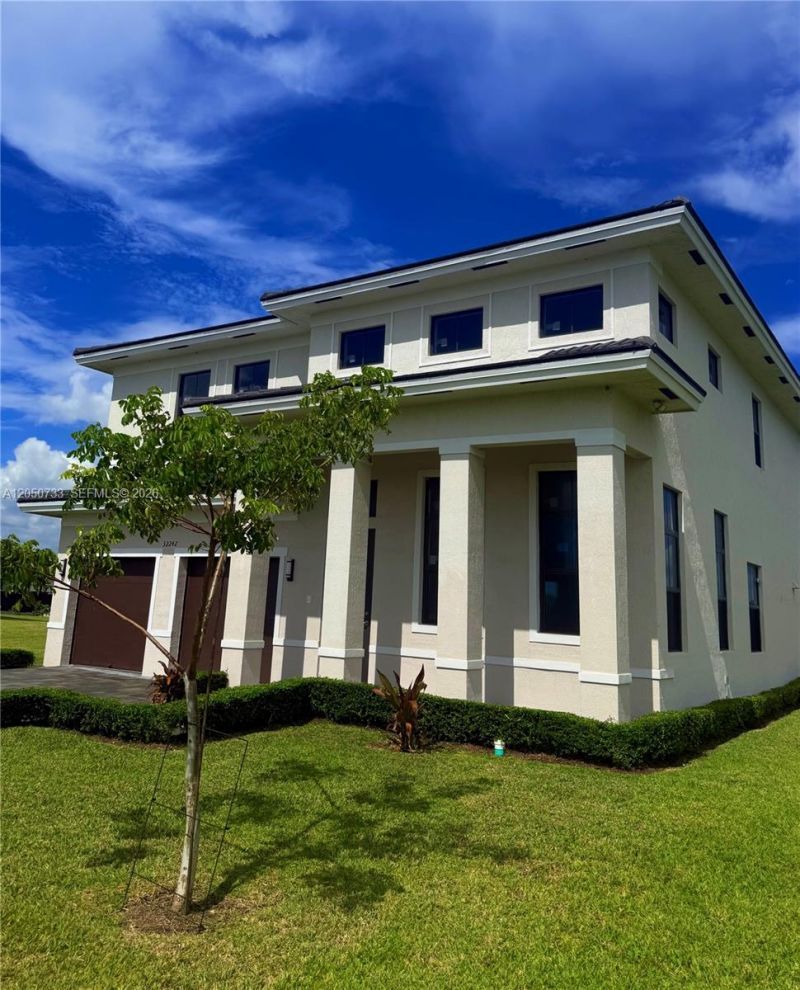 32242 SW 194th Ave, Unit 1, Homestead, FL 33030 Photo