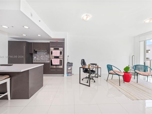 7751 NW 107th Ave , Unit 422, Doral, FL 33178
