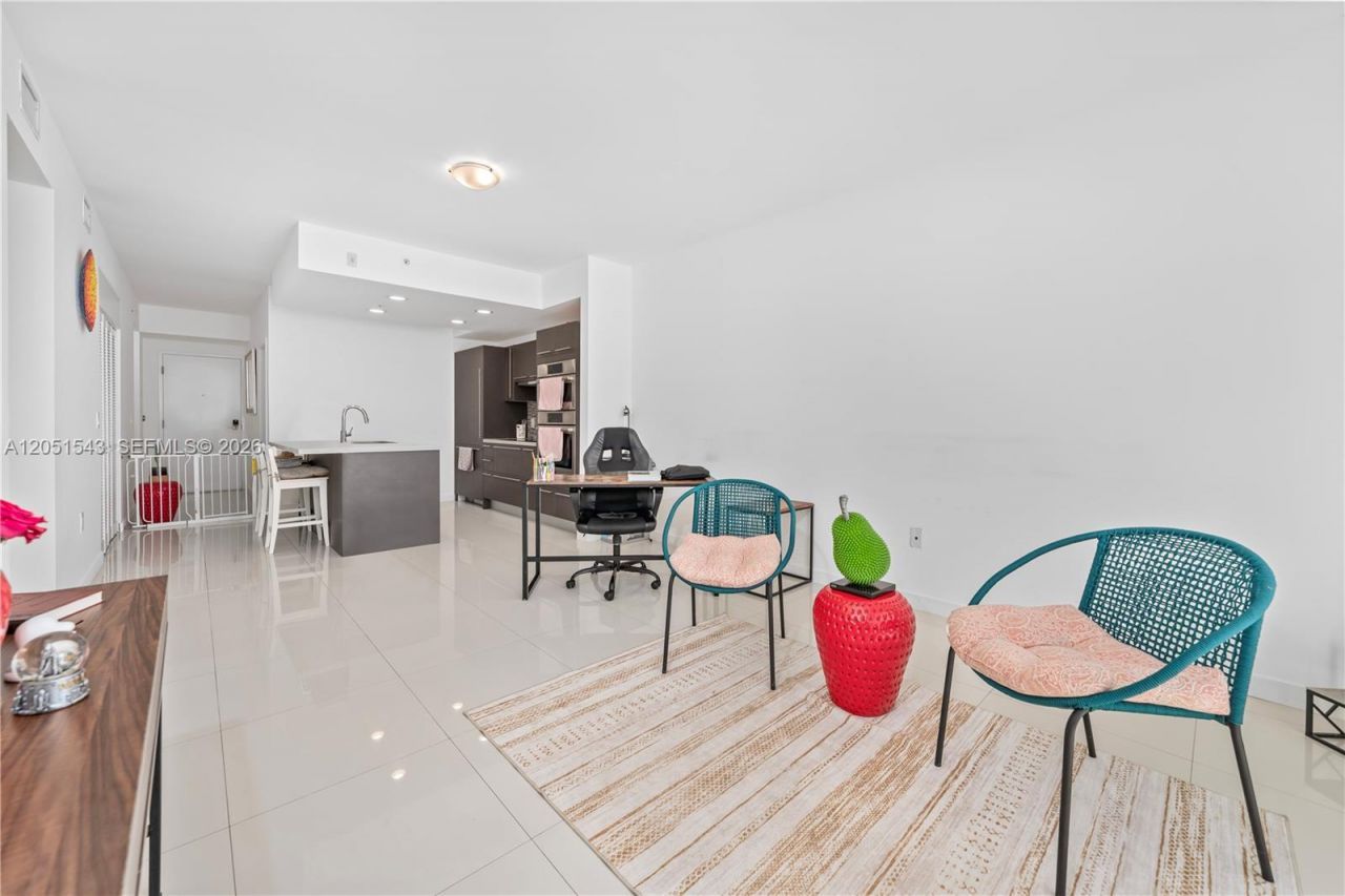 7751 NW 107th Ave , Unit 422, Doral, FL 33178 Photo