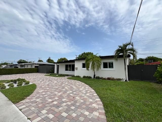 9211 SW 13th St , Miami, FL 33174 Photo