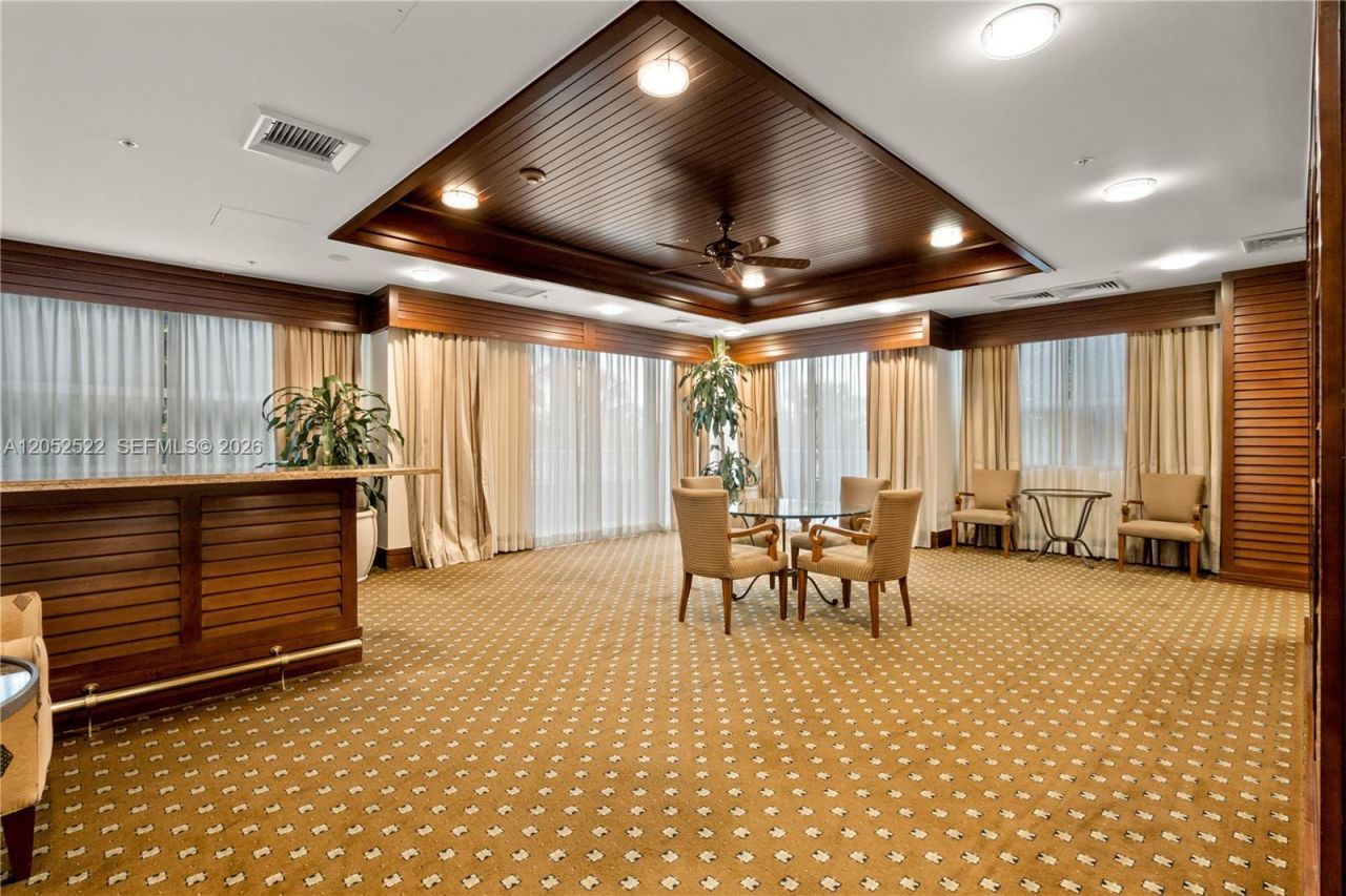 19501 W Country Club Dr, Unit 1615, Aventura, FL 33180 Photo