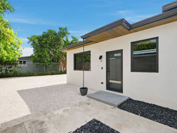 1861 NW 27th St , Unit 3, Miami, FL 33142