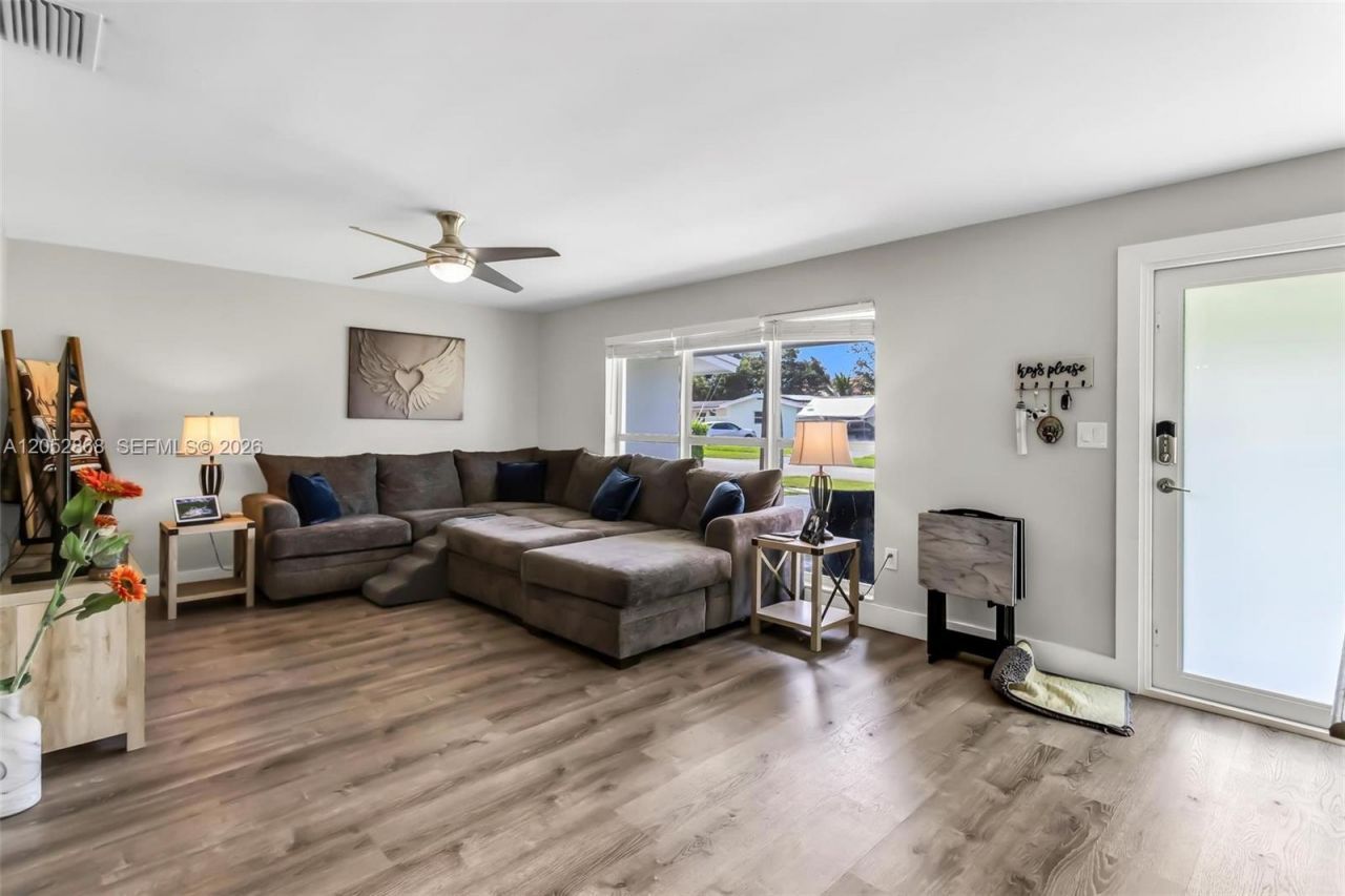 7400 NW 23rd St , Sunrise, FL 33313 Photo
