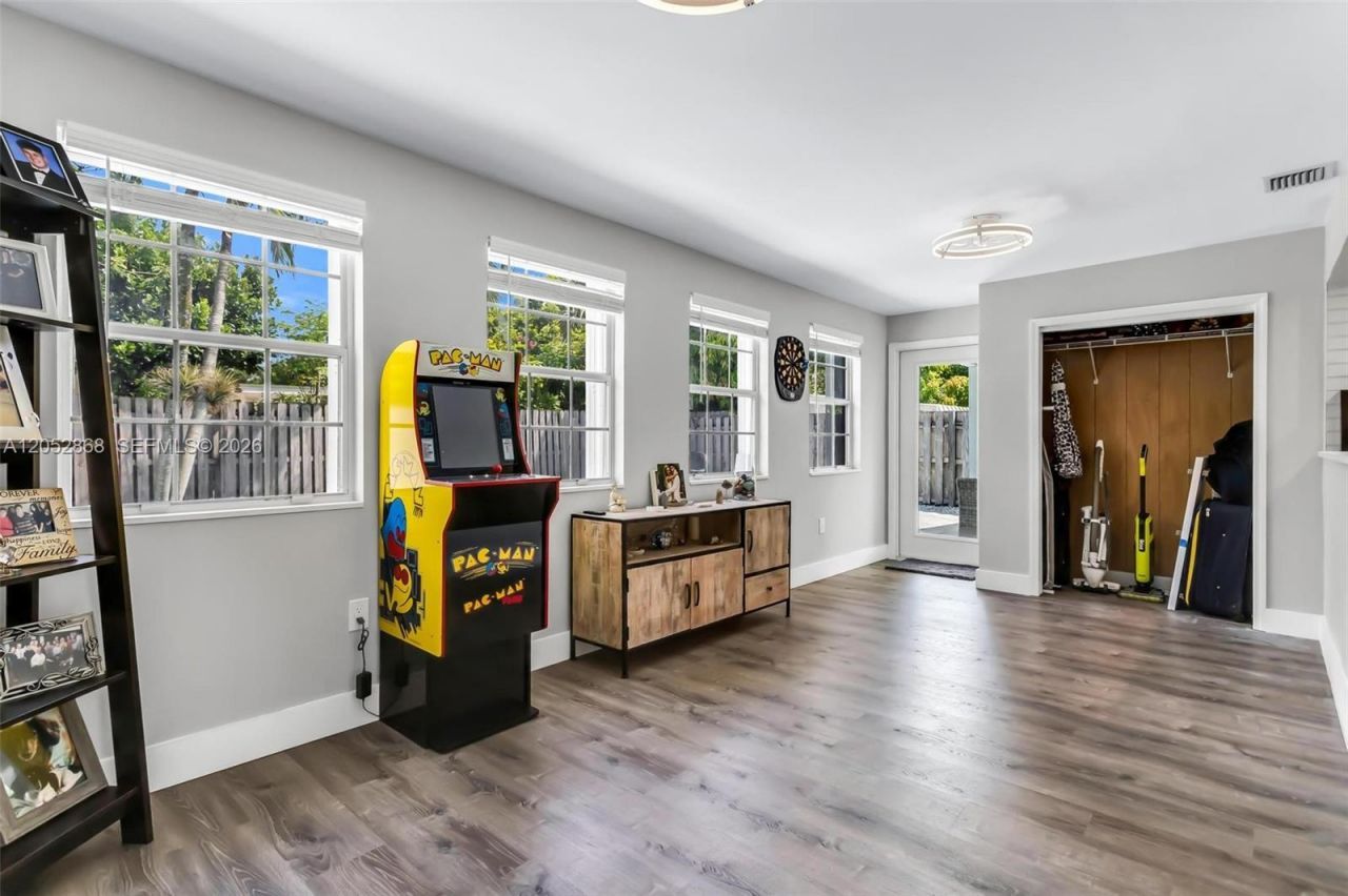 7400 NW 23rd St , Sunrise, FL 33313 Photo