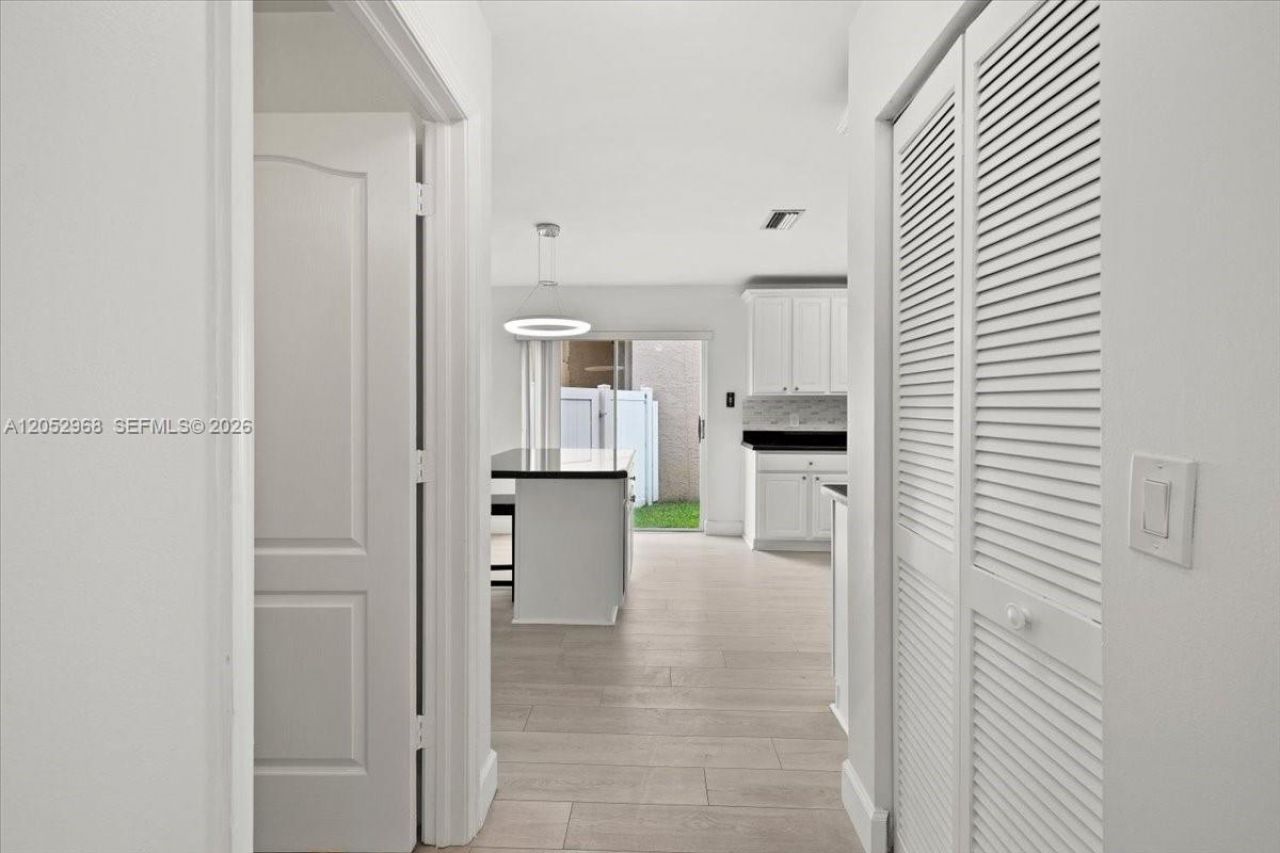 7685 NW 62nd Way , Parkland, FL 33067 Photo