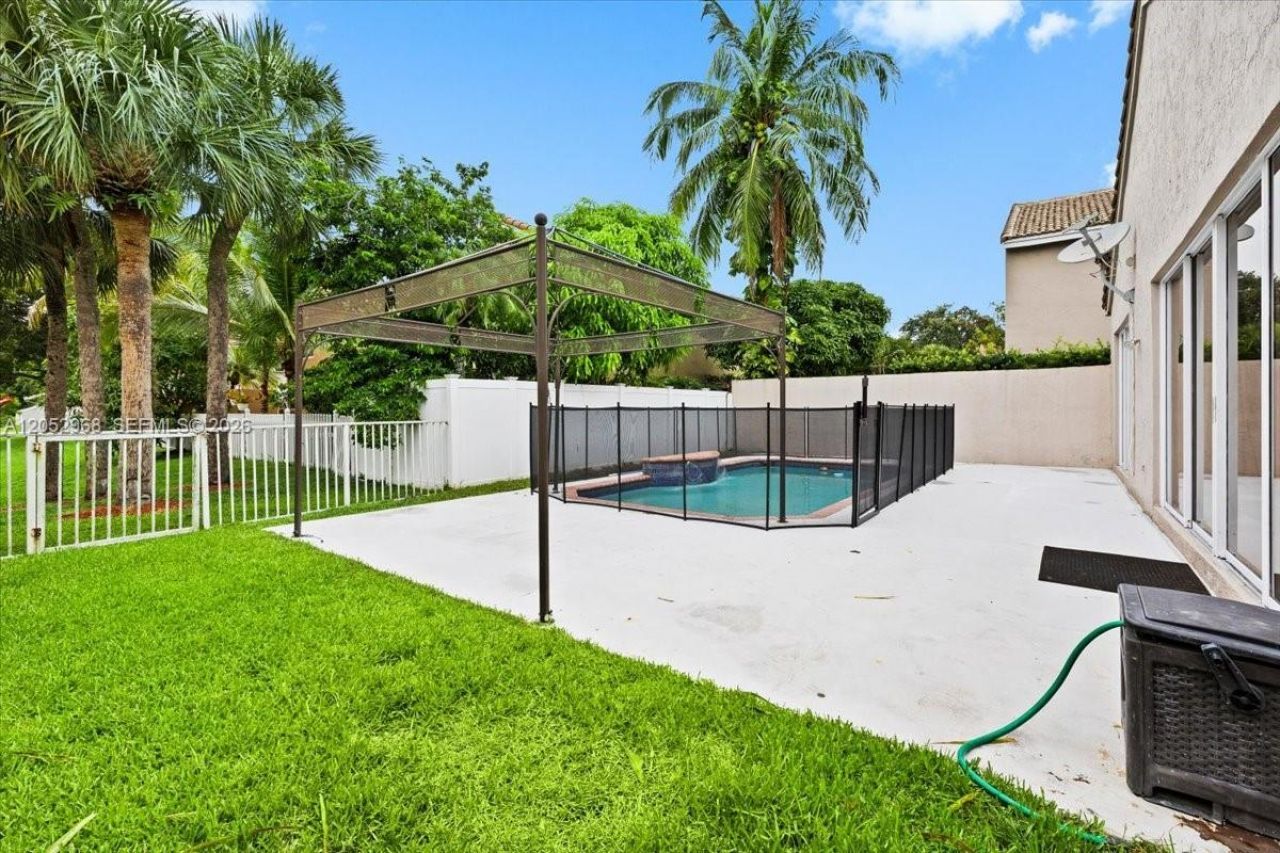 7685 NW 62nd Way , Parkland, FL 33067 Photo