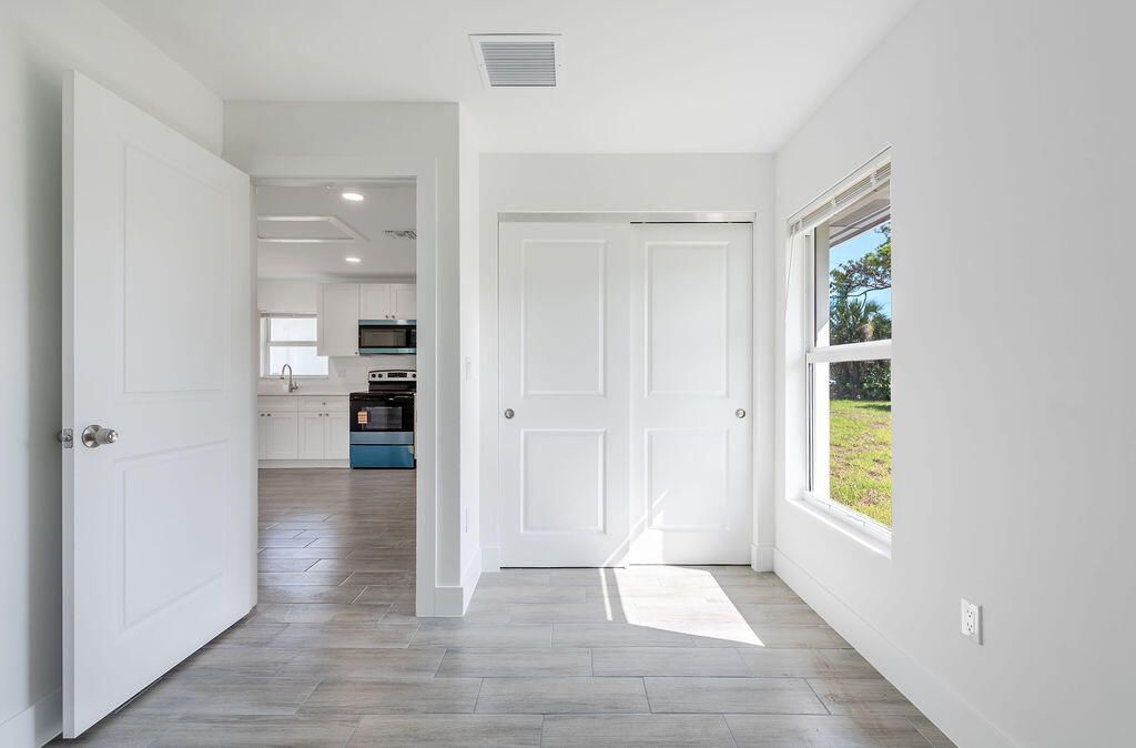 3018 SE Iris Street, Unit 2, Stuart, FL 34997 Photo