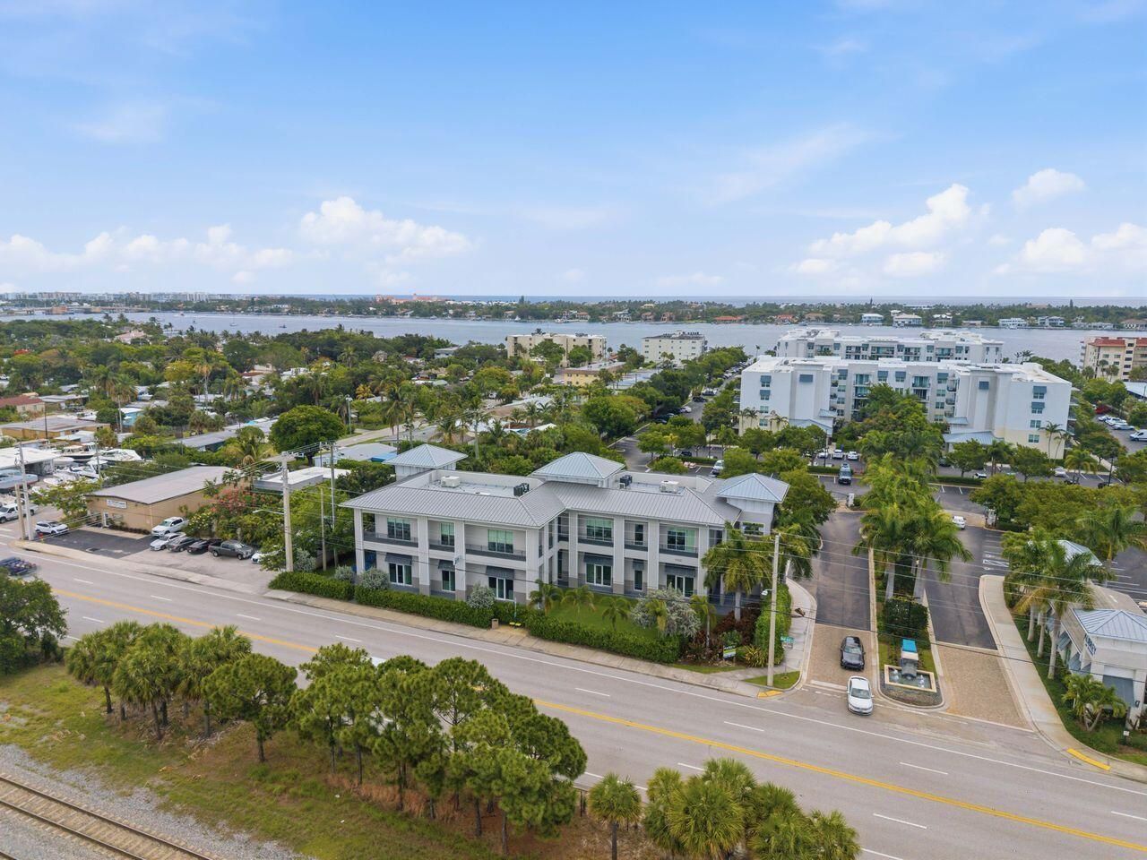 1300 S Dixie Highway, Unit 100, Lantana, FL 33462 Photo