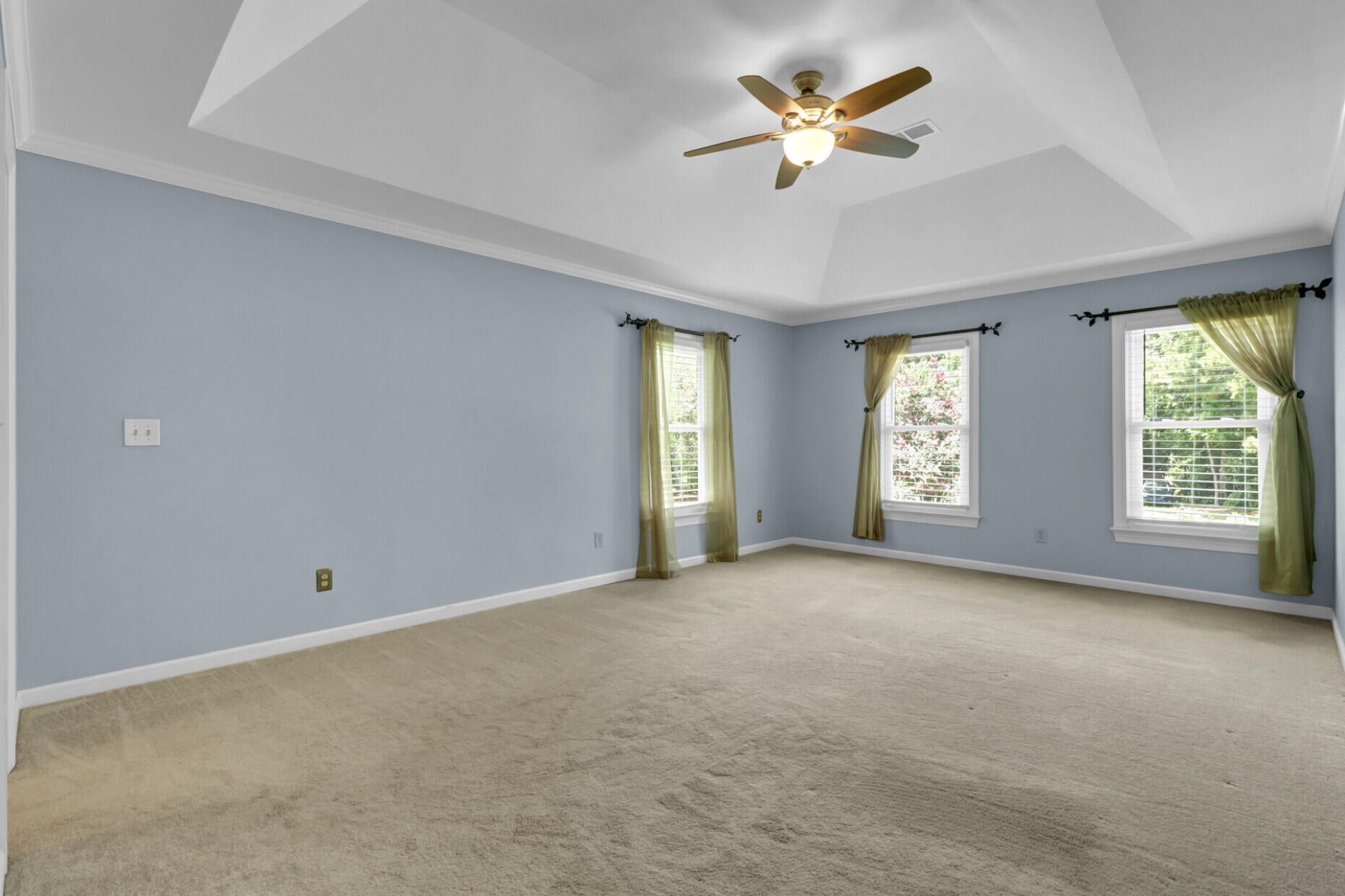 312 E Shepard Lane Photo 28