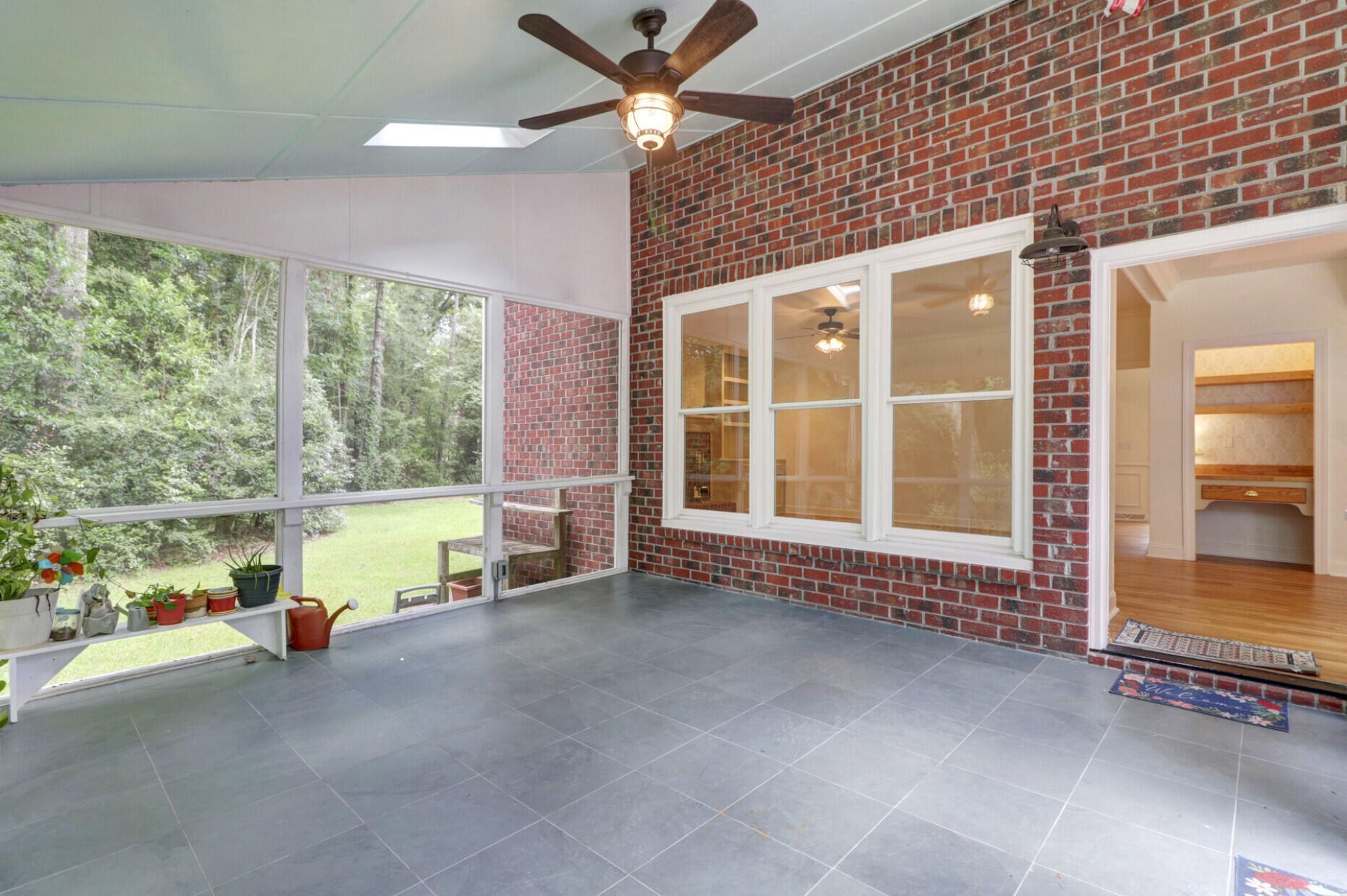 312 E Shepard Lane Photo 43