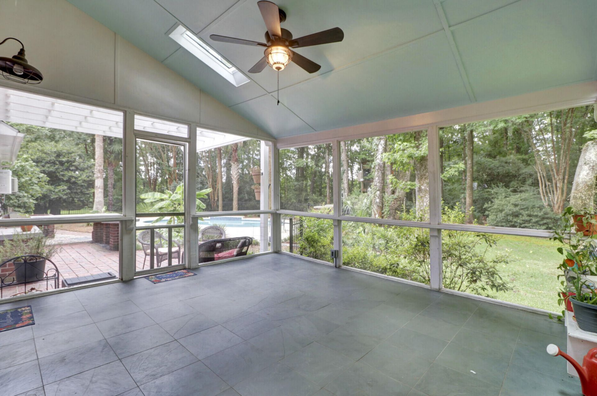 312 E Shepard Lane Photo 44