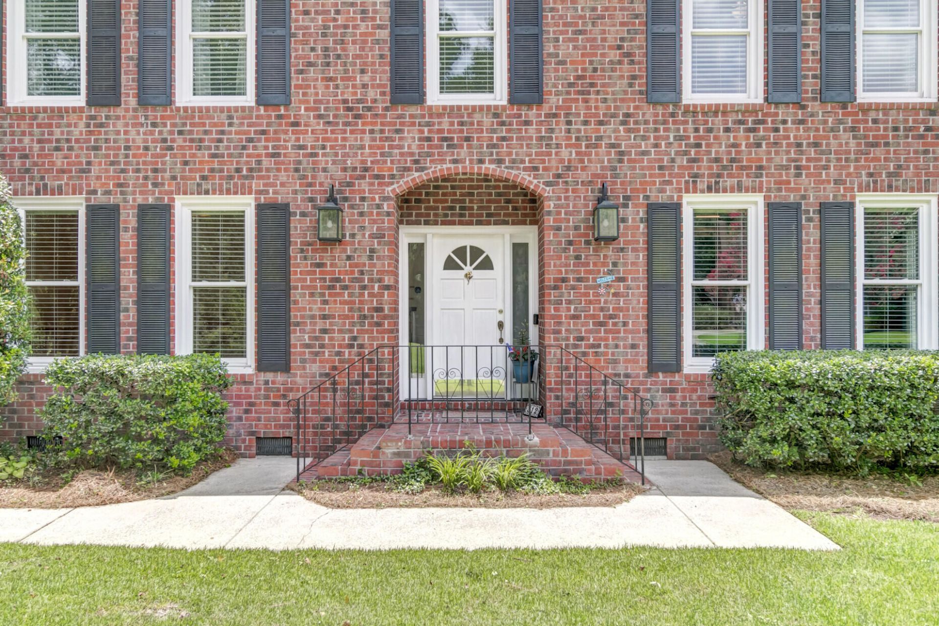 312 E Shepard Lane Photo 8