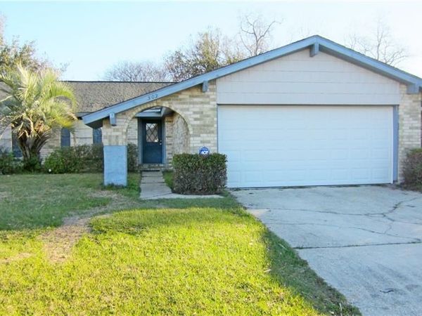 302 BROOKHAVEN Court , Slidell, LA 70461