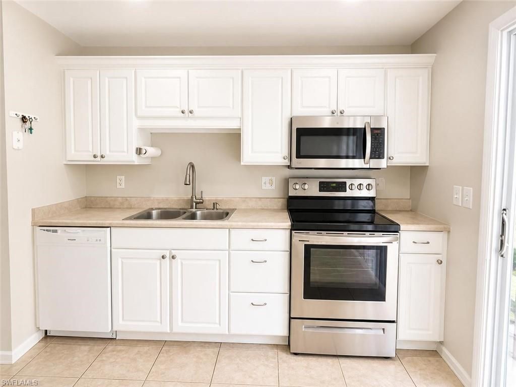5410 16th Pl Sw, Unit B-1, Naples, FL 34116 Photo