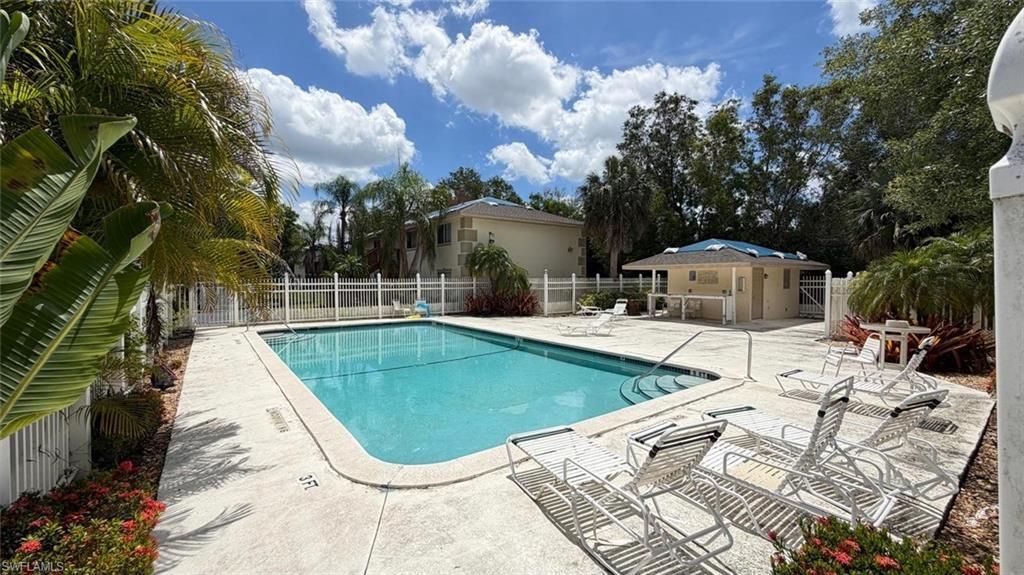 5410 16th Pl Sw, Unit B-1, Naples, FL 34116 Photo