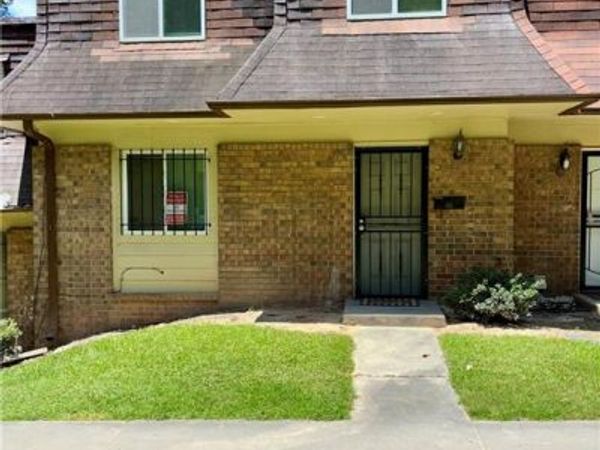 13 Peyton Place SW, Atlanta, GA 30311