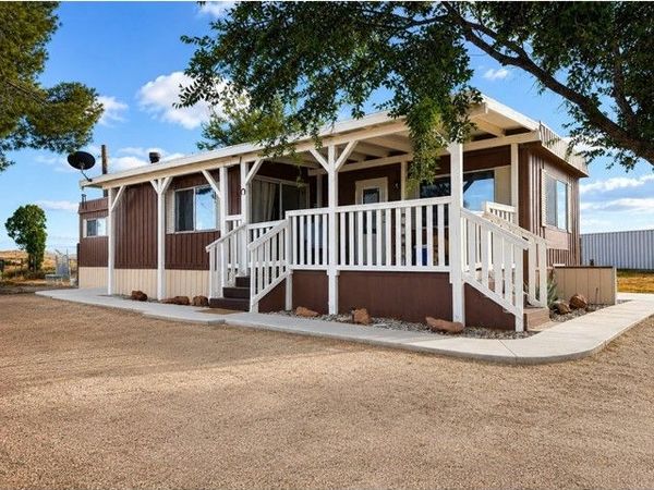 6254 Roadrunner, Rosamond, CA 93560