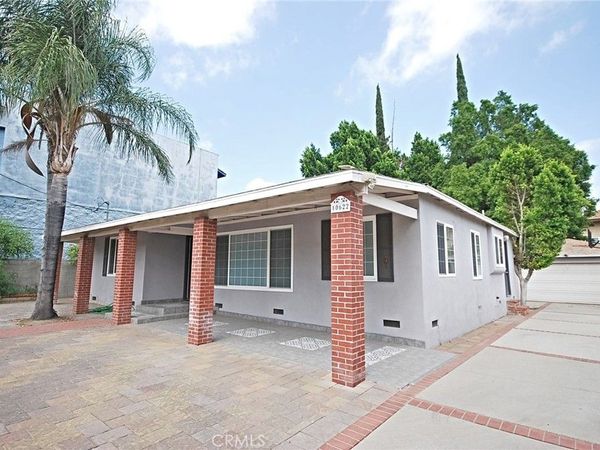 10622 Zelzah Avenue, Granada Hills, CA 91344