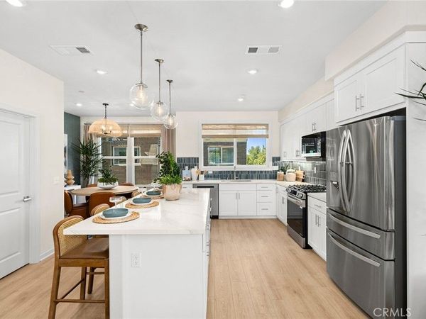 644 E Fourth Street , Pomona, CA 91766