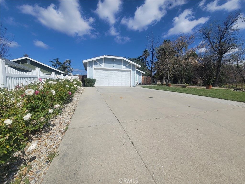 35054 Beech Avenue, Yucaipa, CA 92399 Main Photo