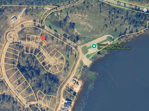 108 Calliope Park, Canton, MS 39046