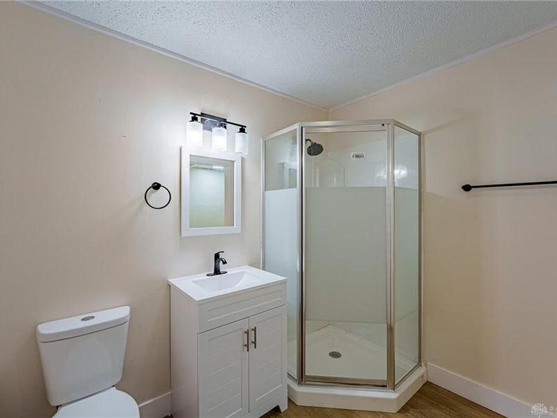 1000 Cosler Drive, Dayton, OH 45403 Photo 17
