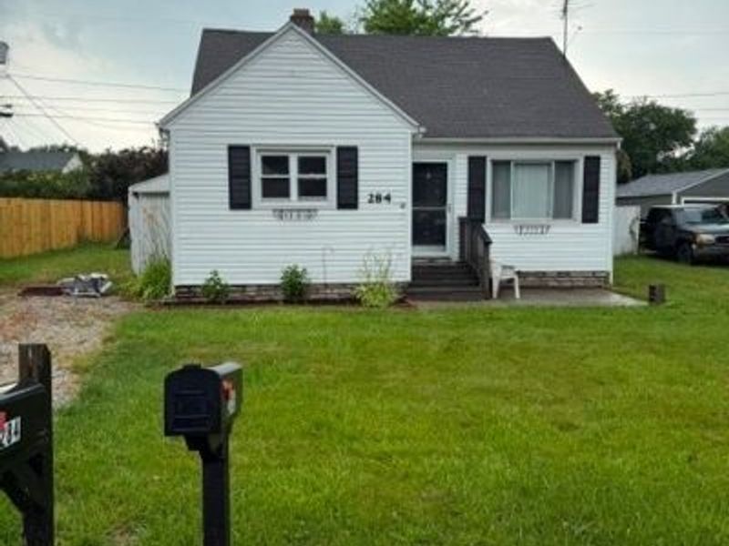 284 Fairfax Road, Vermilion, OH 44089 Photo 1