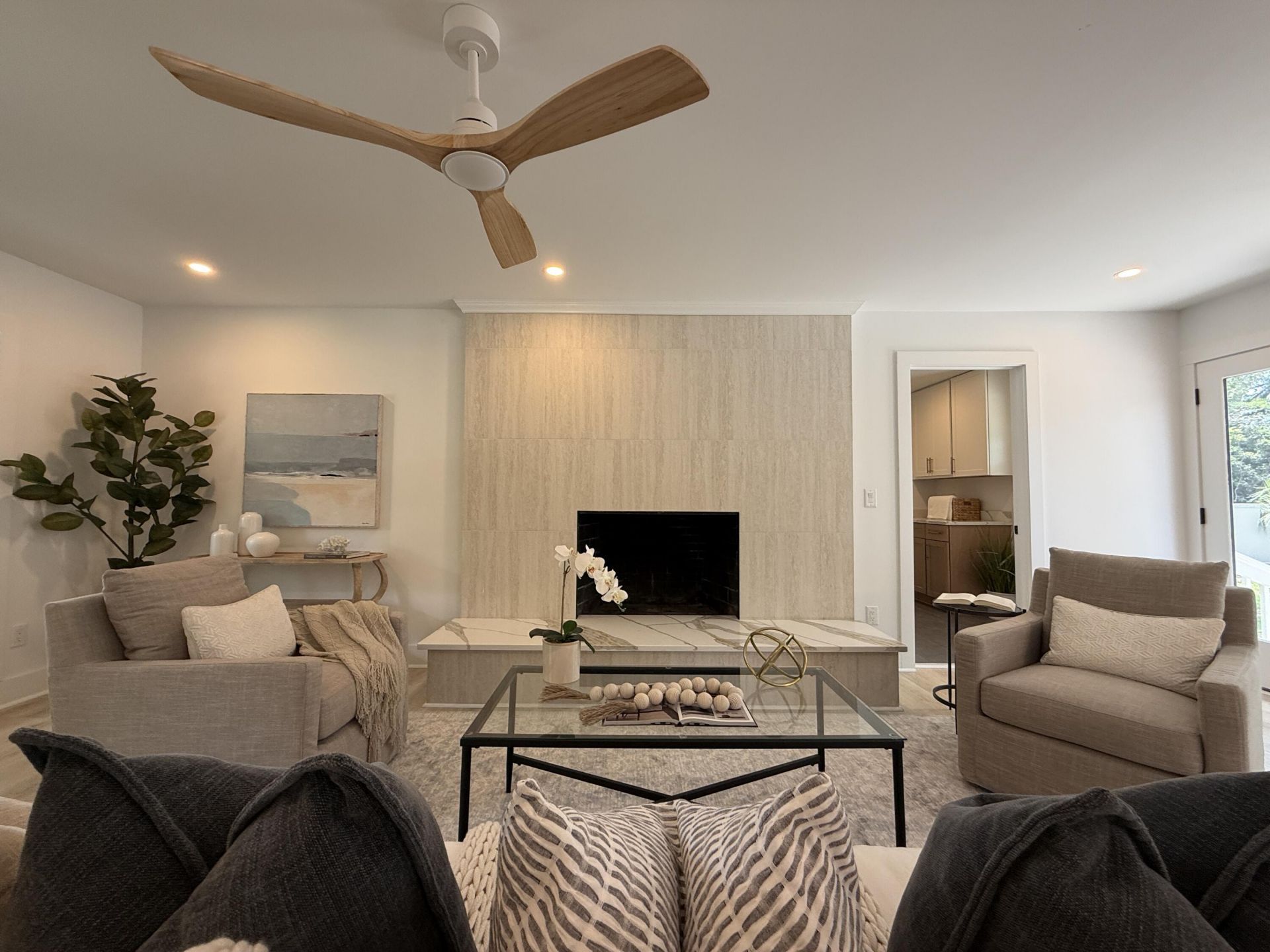 10 Lavington Road Photo 13