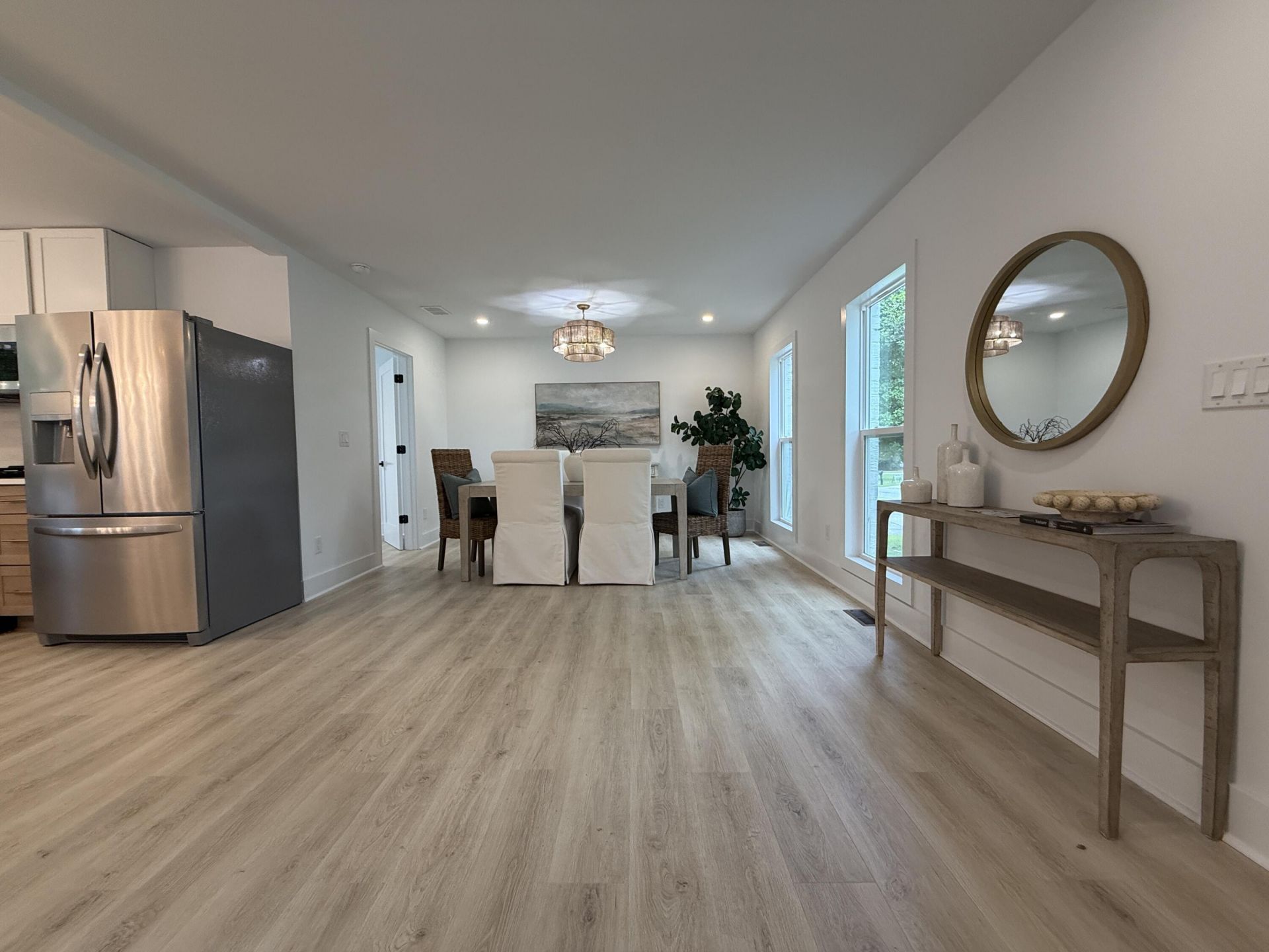 10 Lavington Road Photo 17