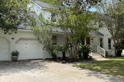 10 Lavington Road photo 4