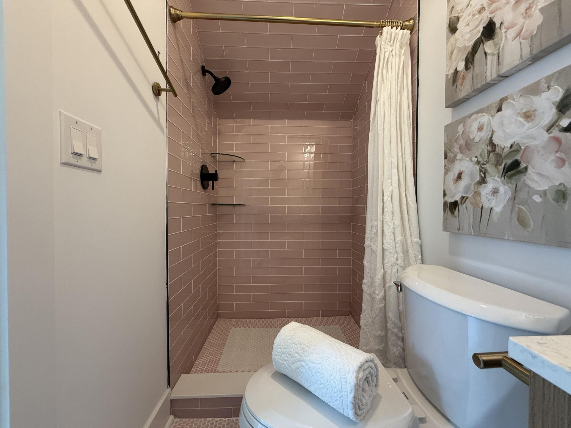 10 Lavington Road Photo 38