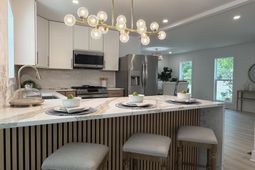 10 Lavington Road photo 4