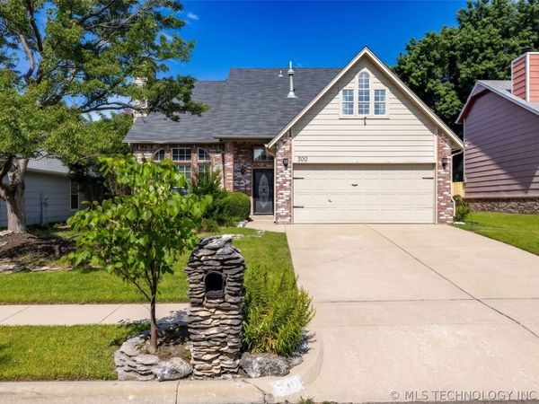 500 S Nyssa Avenue, Broken Arrow, OK 74012