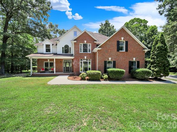 1583 Calder Lane , Clover, SC 29710