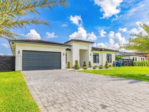13218 SW 230th st , Miami, FL 33170