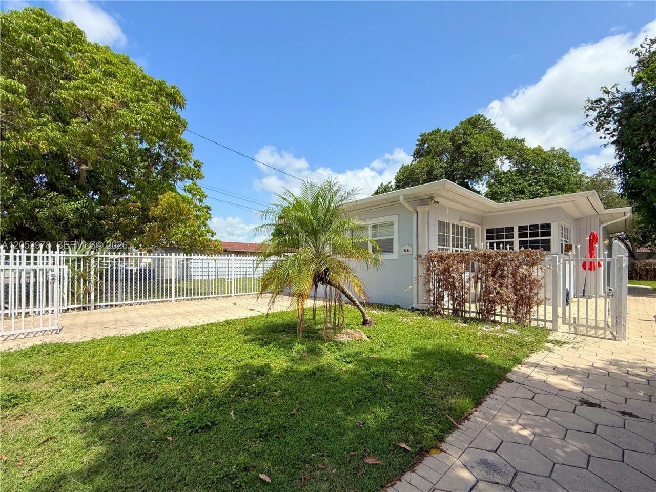 3123 SW 25th Ter , Unit FRONT, Miami, FL 33133 Photo
