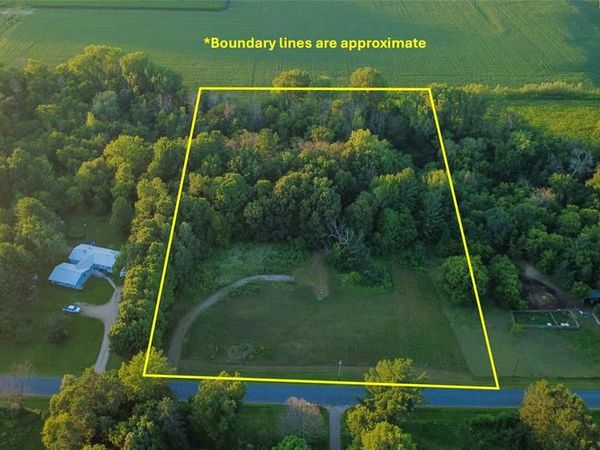 E2505 570th Avenue, Menomonie, WI 54751