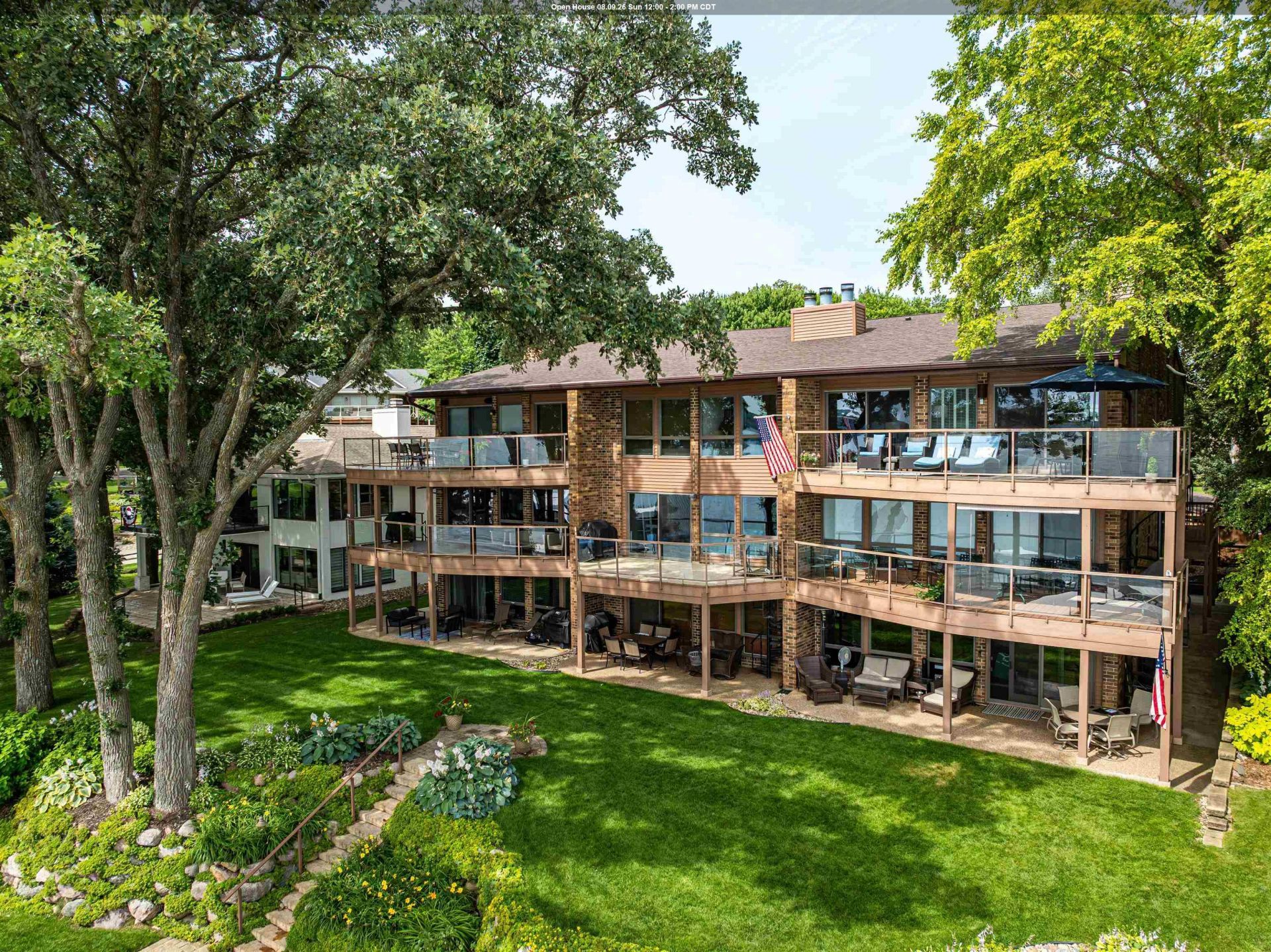 16978 Inner Lane S Spirit Lake, IA 51360