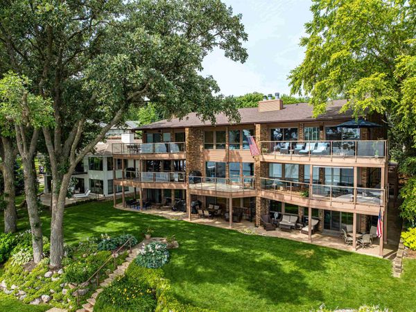 16978 Inner Lane S, Unit 8, Spirit Lake, IA 51360