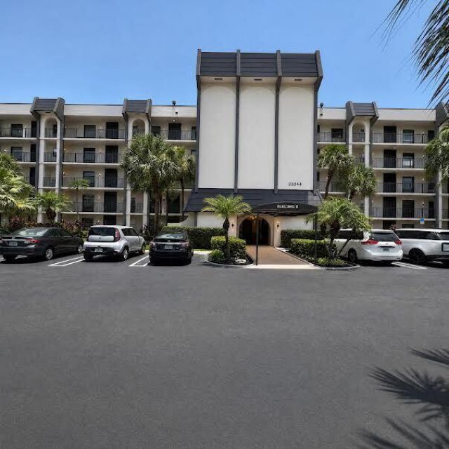 23344 Carolwood Lane, Unit 302, Boca Raton, FL 33428 Photo
