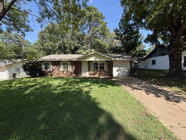 616 Lehman Dr , Jacksonville, AR 72076