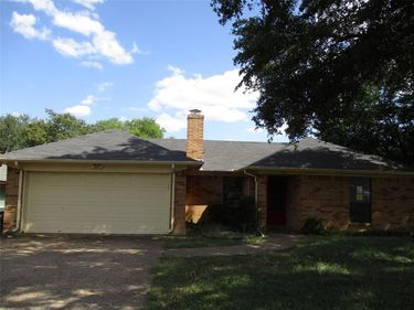 6925 Alexandria Court, Fort Worth, TX 76133
