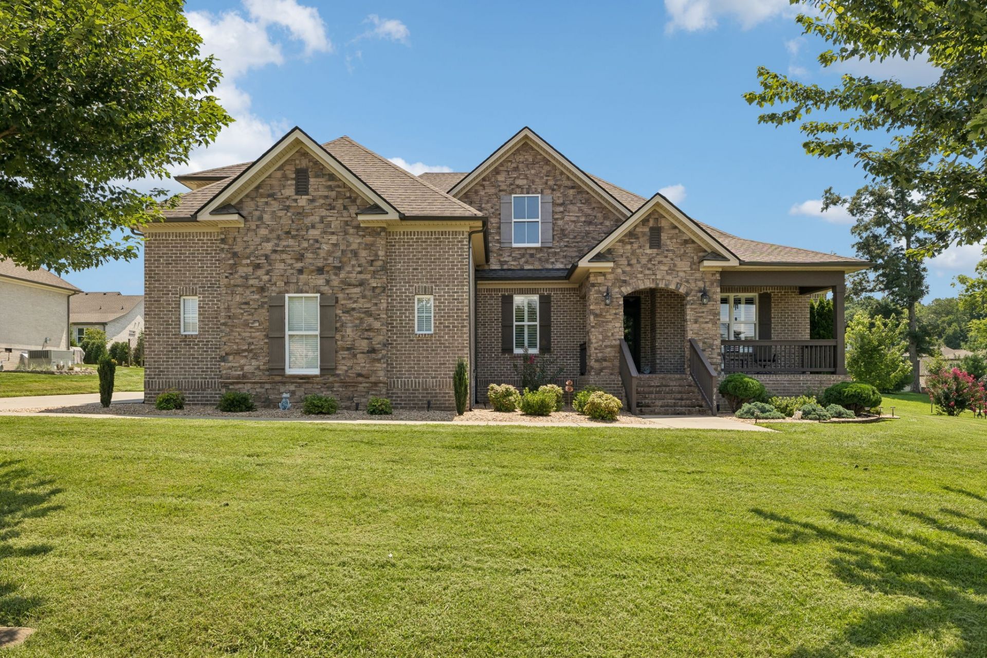 943 Nashs Nook, Columbia, TN 38401 Main Photo