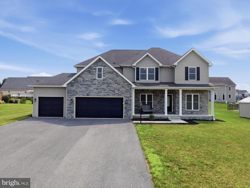 711 Starr Avenue, Chambersburg, PA 17202 Main Photo